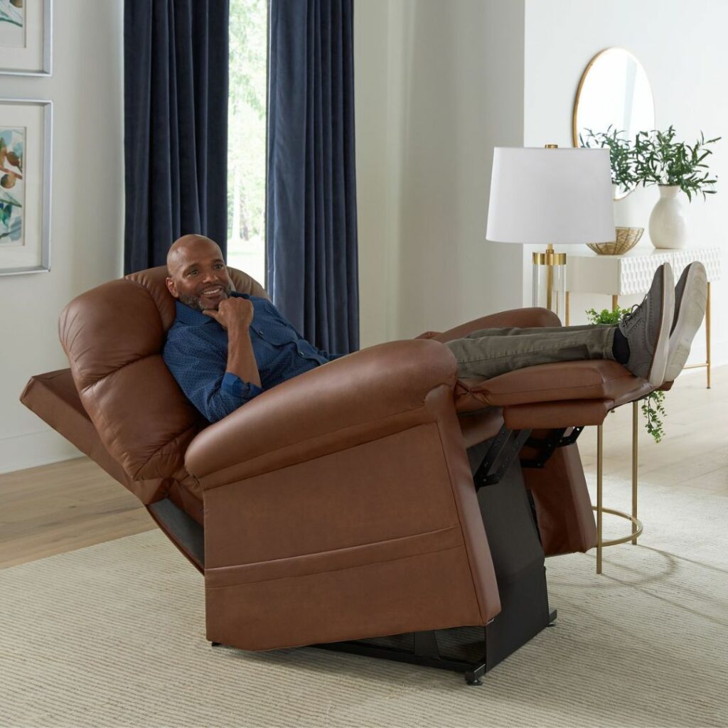 senior lift chair elderly in Chandler